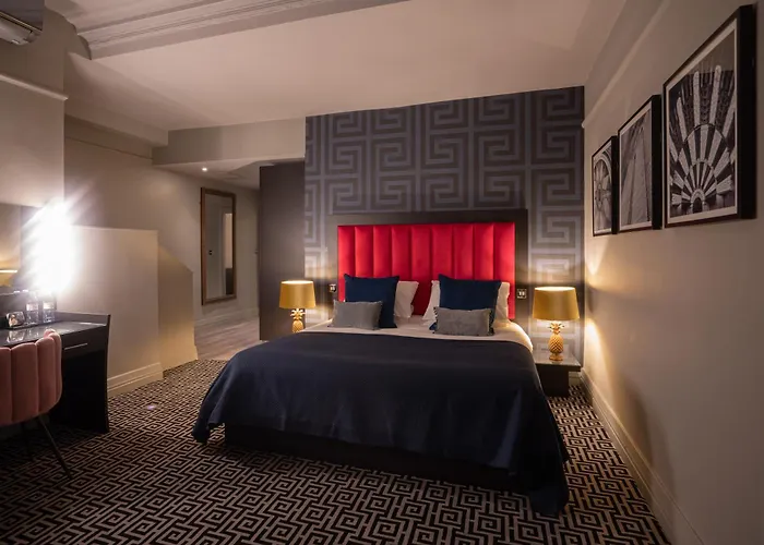 What are the best hotels near Royal Albert Dock Liverpool?